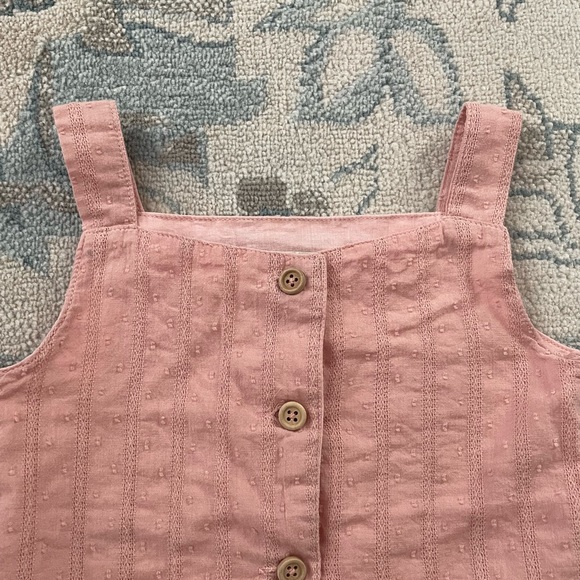 Button Down Tank Top - Picture 2 of 3